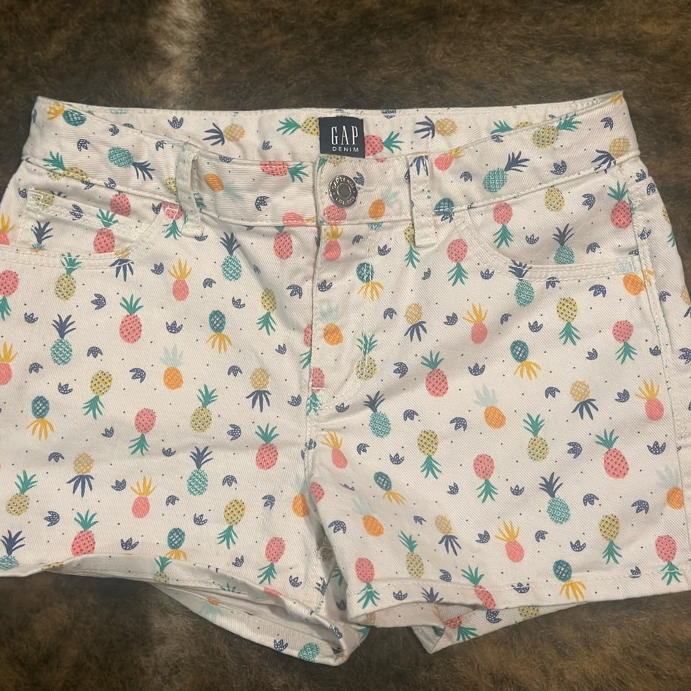 GAP Summer shorts- Size 10